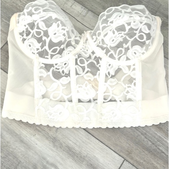Vintage 36C, Union Made, Victoria's Secret White Lace Bra Bustier, Price is Firm - Picture 6 of 10